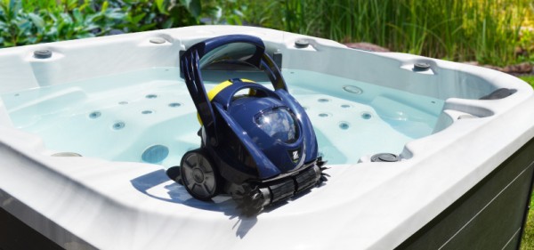  Spabot – Robotic spa cleaner